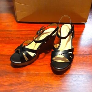 Cherish Women's sandal wedge heels